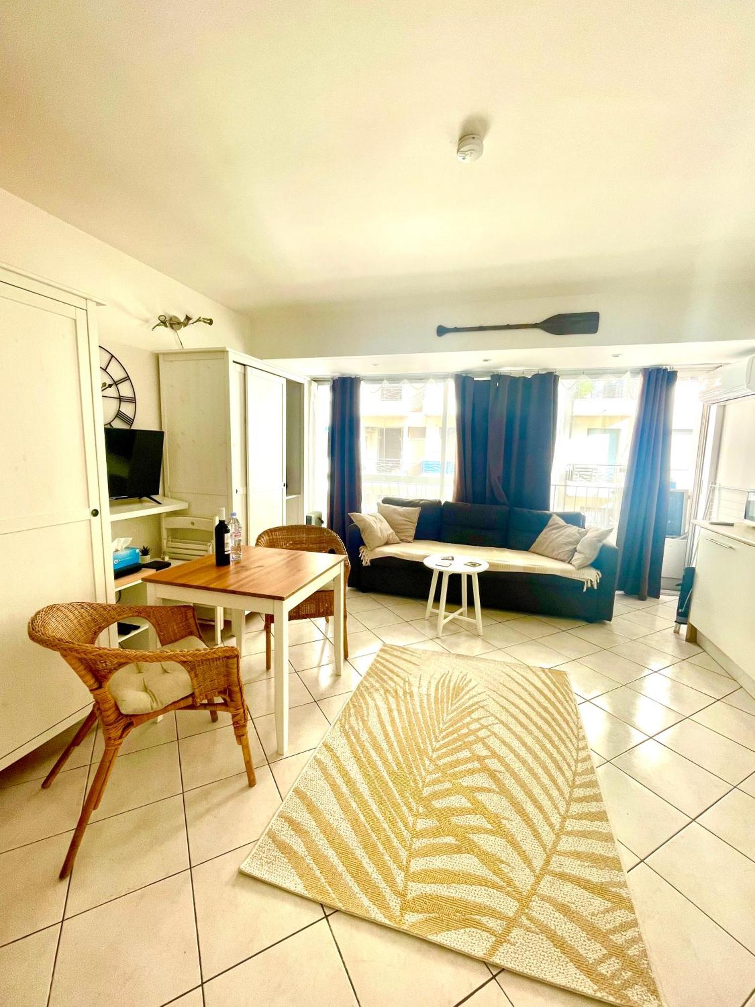 Super In The Heart Of Nice! Leilighet Nice