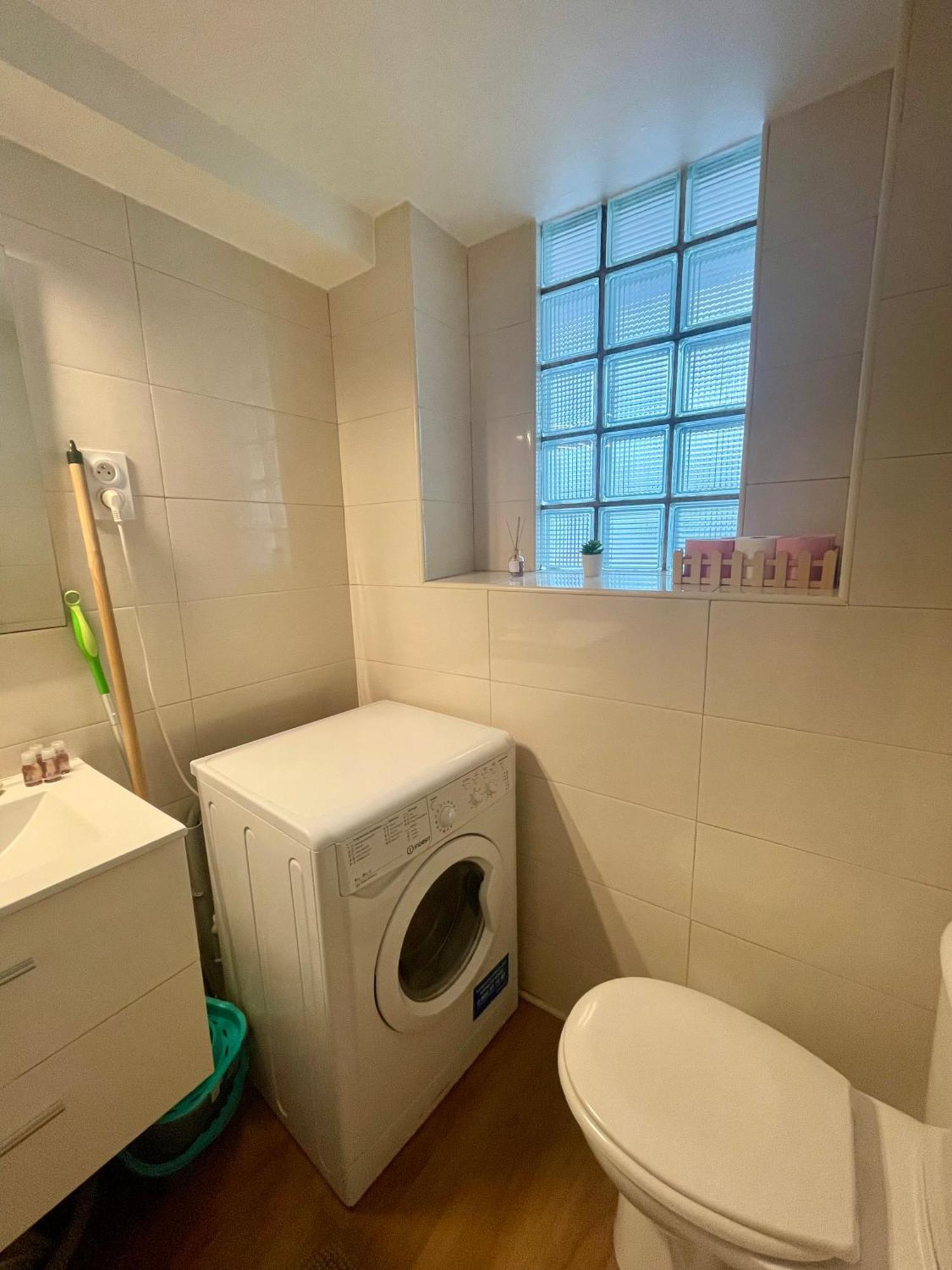Super In The Heart Of Nice! Appartement